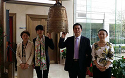 南宫电子游戏上市敲钟典礼